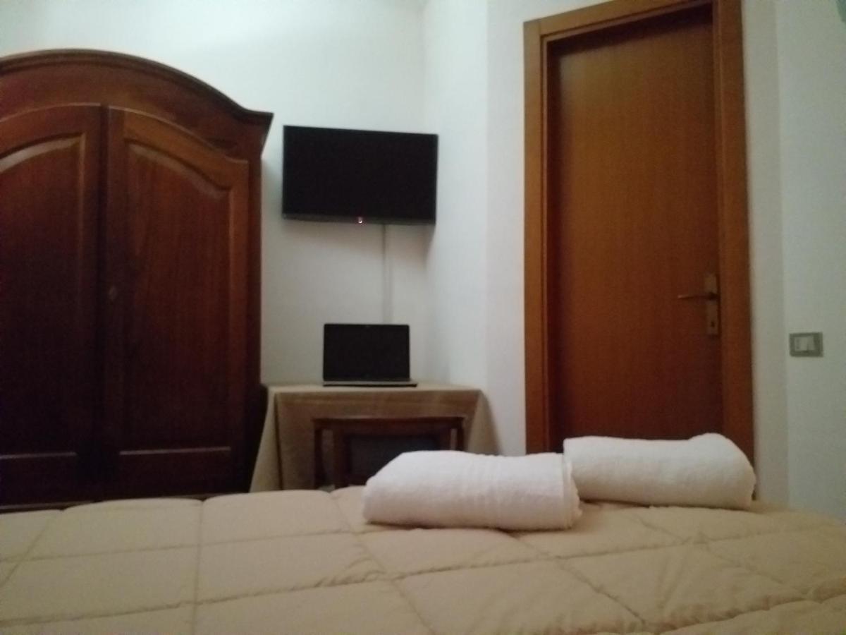 Hotel B&B Resort Fonte La Castellana Sarnano Luaran gambar